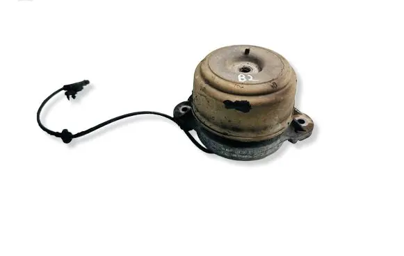 Mercedes-Benz GLK (X204) Engine mount bracket A2042403717