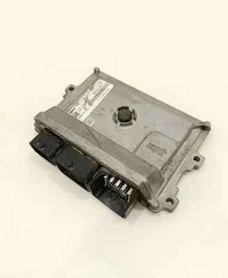 Peugeot 2008 I Engine control unit/module 9807827980 133071792 V29044022A