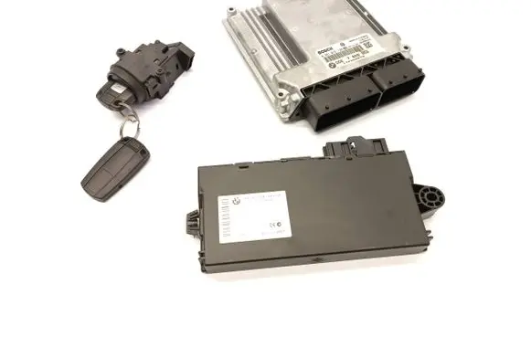 BMW 5 E60 E61 Engine ECU kit and lock set 7809955 0281015128 1039S24005