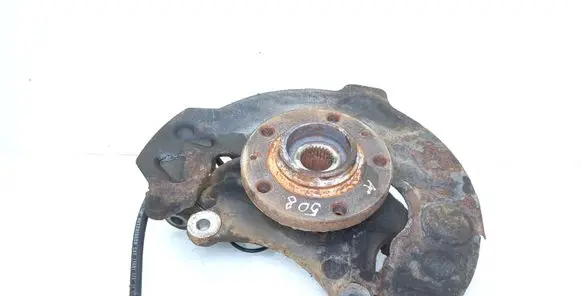 Peugeot 508 Front wheel hub spindle knuckle