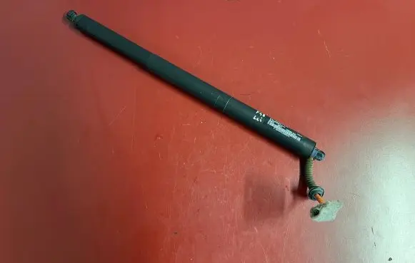 BMW X1 F48 F49 Tailgate/trunk strut/damper 9482962