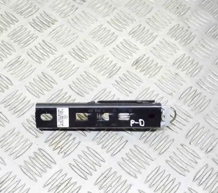 Mercedes-Benz R W251 Seat belt height adjuster A2518600388