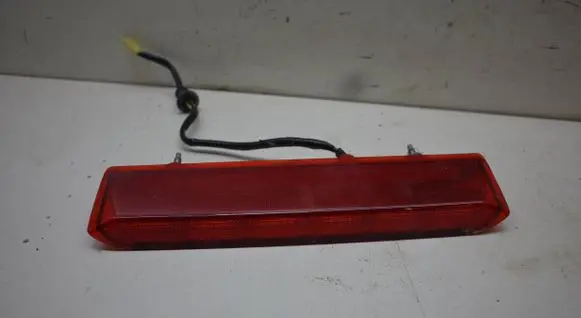 Subaru Outback (BS) Third/center stoplight VC02135