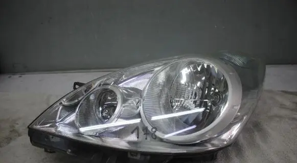 Nissan Note (E11) Headlight/headlamp