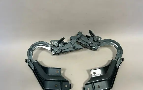 Mercedes-Benz E W214 Engine bonnet/hood hinges