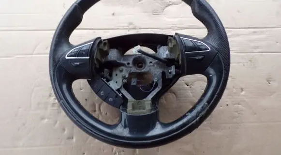 Citroen C4 Aircross Steering wheel
