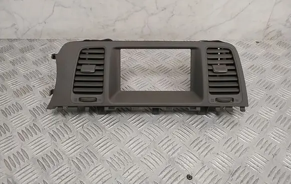Nissan Murano Z51 Dash center air vent grill 687501AE0B