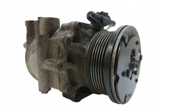 Ford Fiesta Air conditioning (A/C) compressor (pump) 8V5119D629EF
