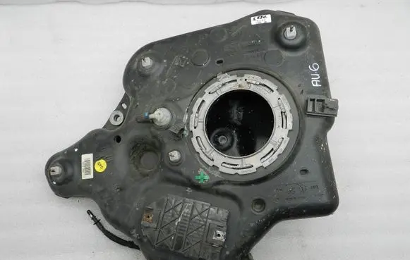 Audi A6 S6 C7 4G Fuel tank 4G0131877 4G0131879F