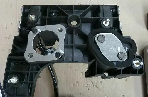 Opel Insignia A Pedal assembly 23335268