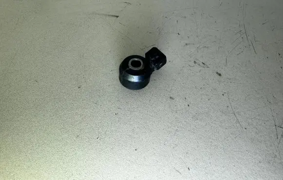 Subaru Forester SF Detonation knock sensor 22060AA070