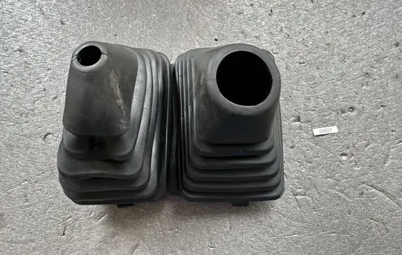 Mitsubishi Pajero Gear selector MB603172