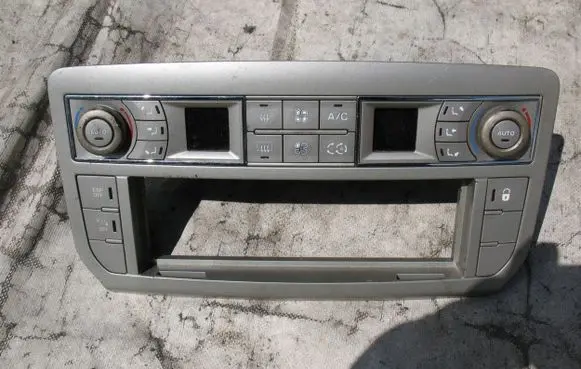 Citroen C5 Climate control unit 96829415CL