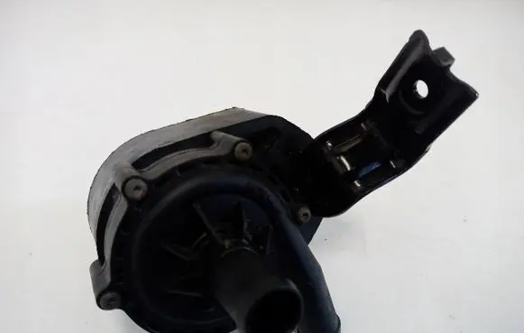 Electric auxiliary coolant/water pump