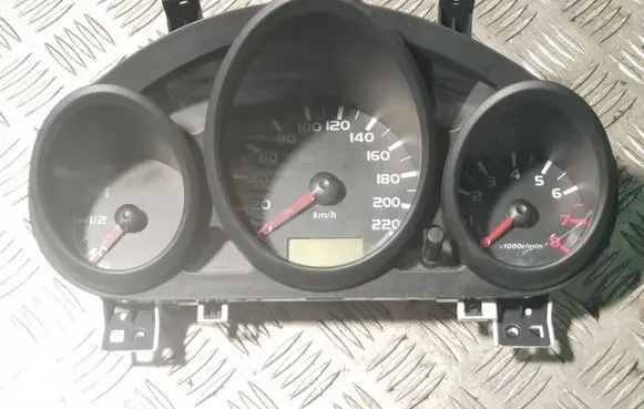 Mitsubishi Colt Speedometer (instrument cluster) MM0038013
