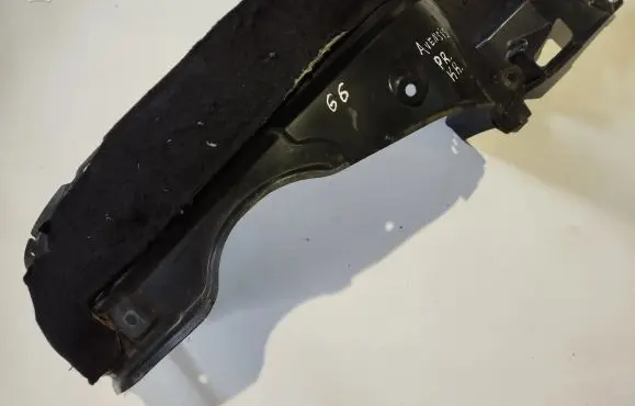 Fender foam support/seal