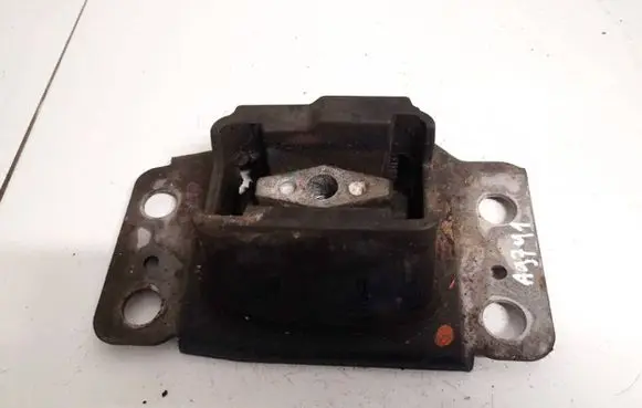 Ford Mondeo MK IV Engine mount bracket 6g917m121ac 6g91-7m121-ac
