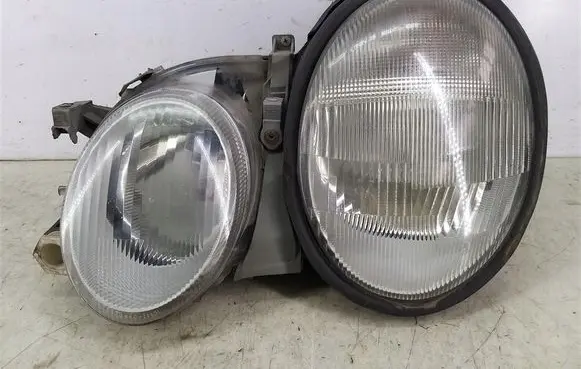 Nissan Almera N16 Headlight/headlamp 