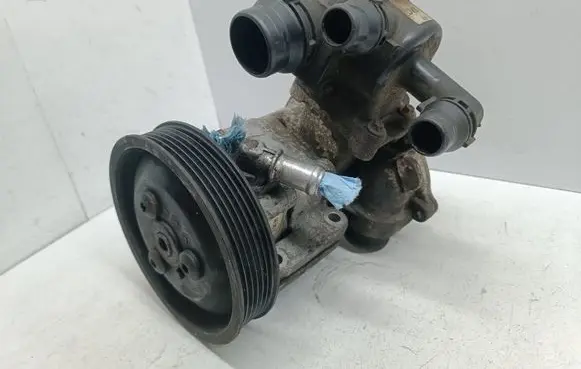 BMW 1 E81 E87 Power steering pump 6769598 32416769598 7551569
