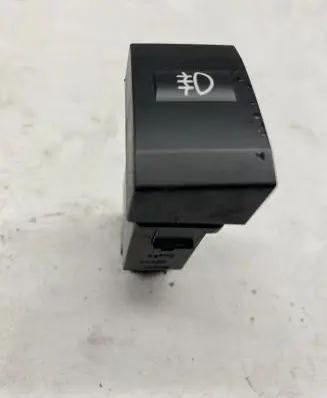 Fog light switch