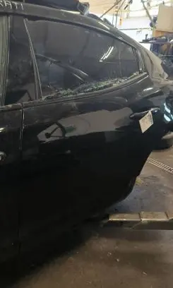 Maserati Ghibli Rear door 