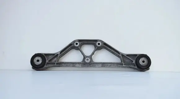 Audi A8 S8 D3 4E Rear differential/diff mount bracket 4E0599285A