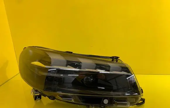 Peugeot Traveller Headlight/headlamp 9847208980