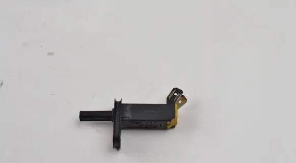Audi A6 S6 C4 4A Front door sensor 893947561A