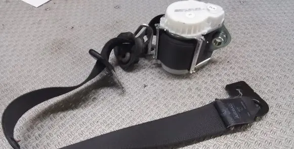Opel Meriva B Front seatbelt 34040727B