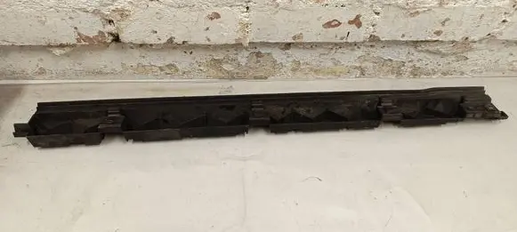 Volvo S90, V90 Sill supporting ledge 31386130