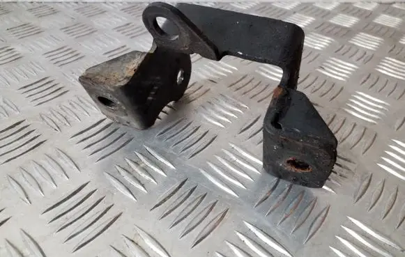Mitsubishi ASX Gearbox mounting bracket