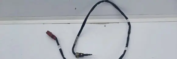 Skoda Scala Exhaust gas temperature sensor 04L906088DH