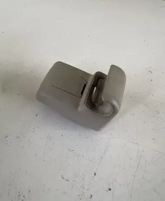 Land Rover Discovery 3 - LR3 Sun visor clip/hook/bracket 