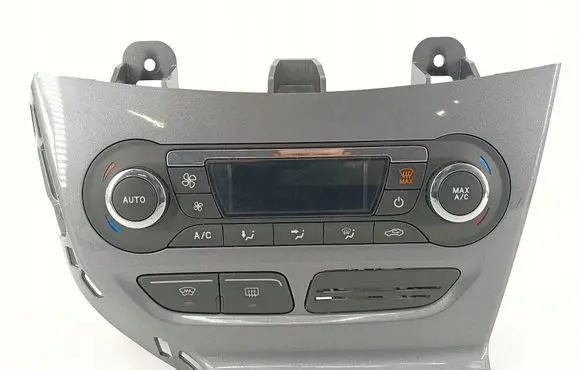 Ford Focus Climate control unit BM5T18C612CG