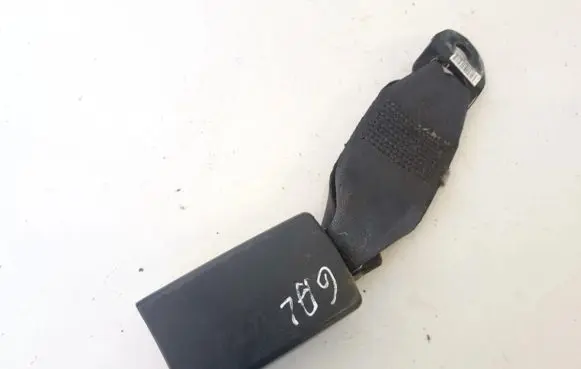 Mitsubishi Space Star Middle seatbelt buckle (rear) 2084135