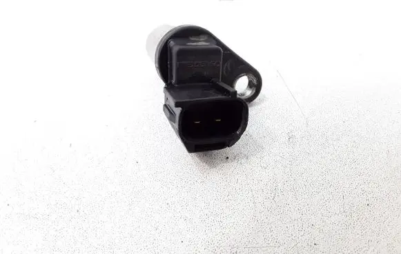 Toyota Corolla E120 E130 Camshaft position sensor