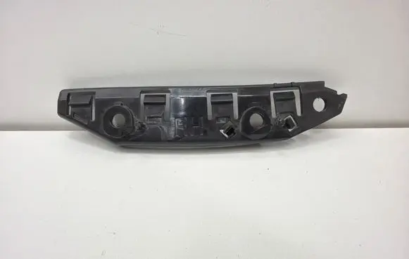 Tesla Model 3 Front bumper mounting bracket 1084182