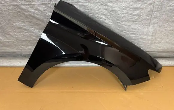 Cupra Leon Fender 5FA821116A