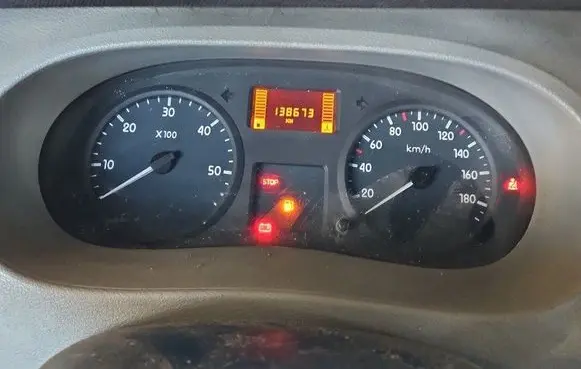 Speedometer (instrument cluster)