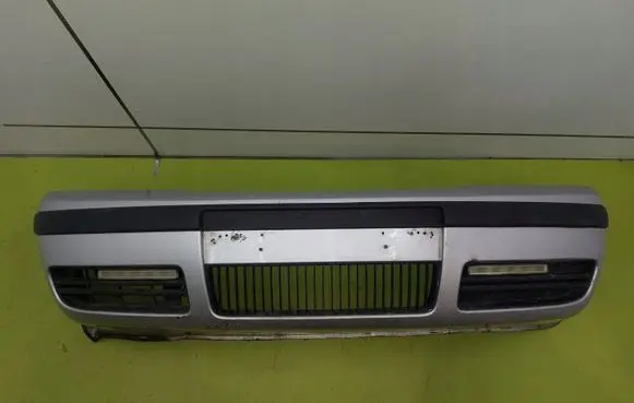 Skoda Octavia Mk1 (1U) Front bumper LF7T