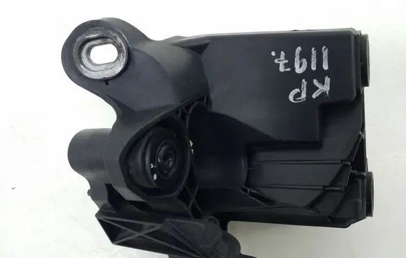 Mercedes-Benz E W212 ABS pump bracket A2124300410