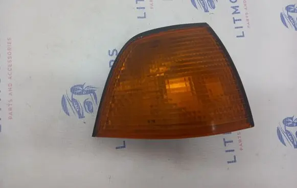 BMW 3 E36 Front indicator light 1387044
