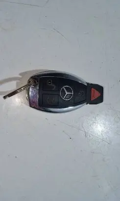 Mercedes-Benz E W211 Ignition key/card 5771901