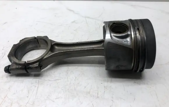 Audi A4 S4 B8 8K Piston with connecting rod