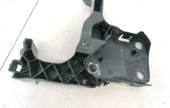 Renault Scenic II - Grand scenic II Front bumper mounting bracket 8200137495 43194