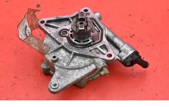Hyundai Tucson JM Vacuum pump 