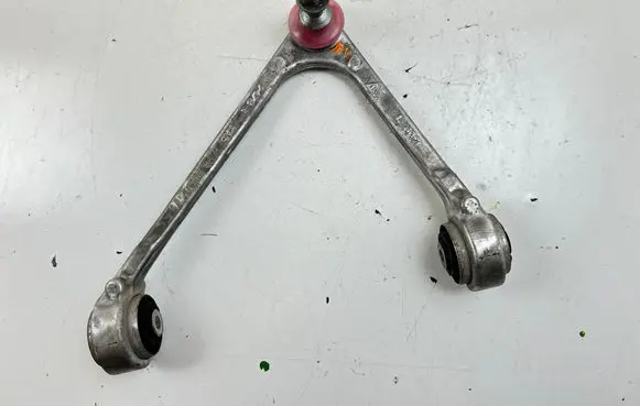 Jaguar XK - XKR Front lower control arm/wishbone 3091L