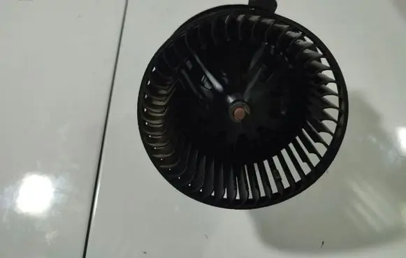 Peugeot 307 Heater fan/blower 60608