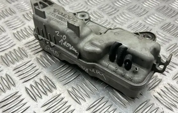 Volvo V40 Vacuum air tank 31339809