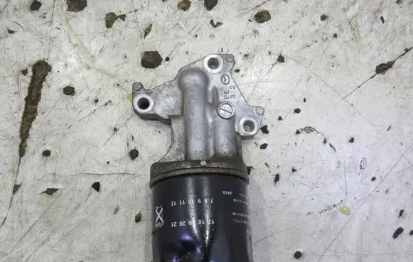 Mazda 3 III Oil filter mounting bracket KRIS235789